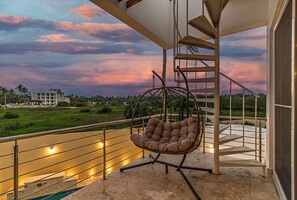 Terrace/patio - Elite Living |Rooftop Sun| Kite Beach|Heated Jacuzzi Pool (Cabarete)