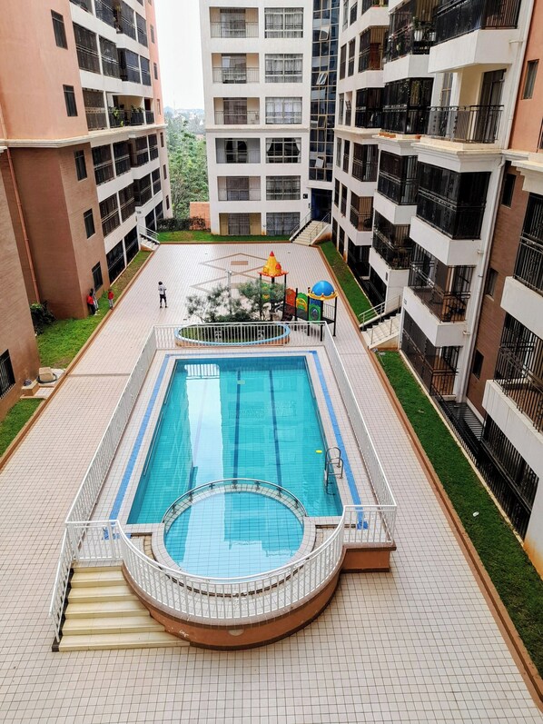 Apartment, 4 Schlafzimmer, barrierefrei, Raucher | Pool