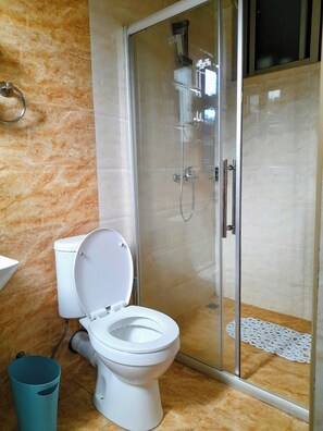 Apartment, 4 Bedrooms, Accessible, Smoking | Bathroom - Luxurious 4-bedroom Apartment With Pool Access in Lavington (Nairobi)