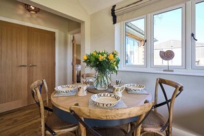 Dining - Host & Stay | Toad Cottage (Swannington)
