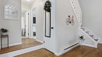 House, 3 Bedrooms | Interior