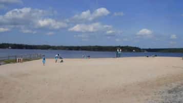 House, 3 Bedrooms | Beach