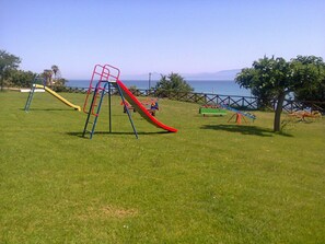 Children’s area - FRUIT VILLAGE BAIA DELLA ROCCHETTA (VIBO VALENTIA)