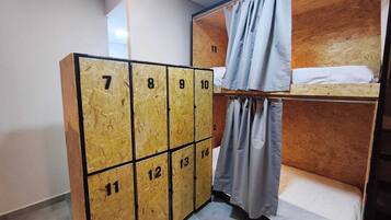 Dormitório compartilhado conforto, em dormitório misto