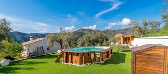 Cubo's Casa Los Pinos High Privacy / Pool Private pool / Rural area / Children's area / Free Wi-Fi