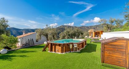 Cubo's Casa Los Pinos High Privacy / Pool Privater Pool / Ländliche Gegend / Kinderspielplatz / Kostenloses WLAN