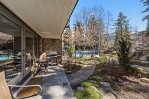Terrace/patio - Cozy Mountain Getaway by InvitedHome | Hot Tub, Pool, Village Center (Vail)