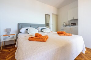 1 chambre, Wi-Fi gratuit, draps fournis