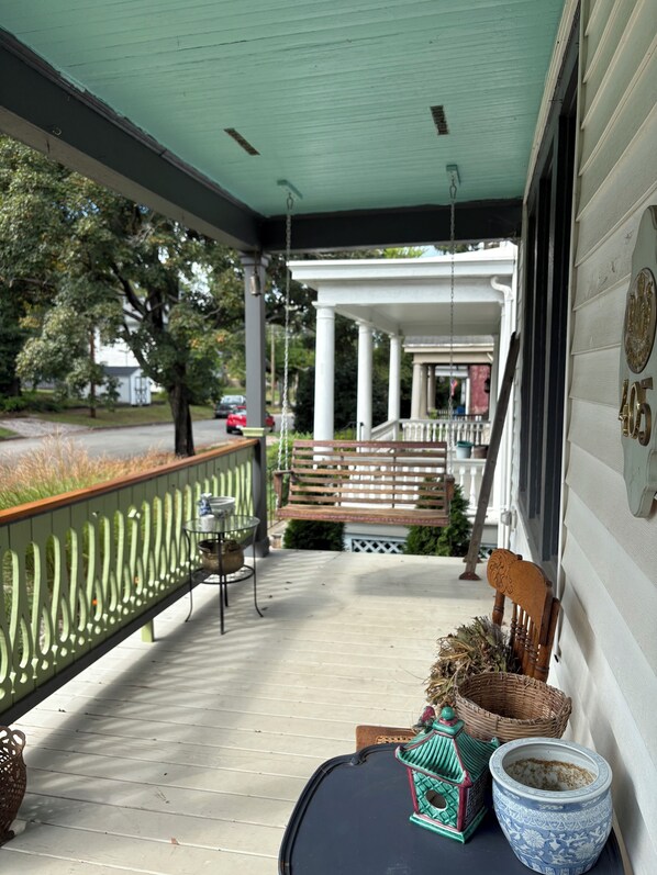 Terrace/patio - Historic home in downtown Richmond by the James River (Richmond)