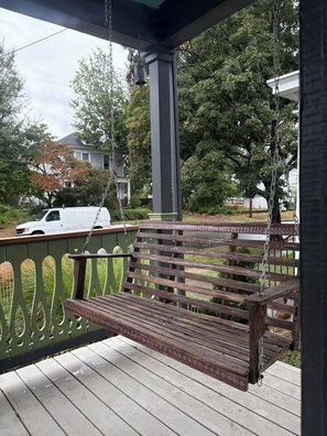 Terrace/patio - Historic home in downtown Richmond by the James River (Richmond)