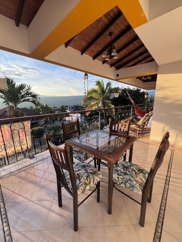 VILLA LUZ house for rent in Mesitas del Colegio