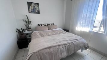 1 bedroom, desk, iron/ironing board, free WiFi