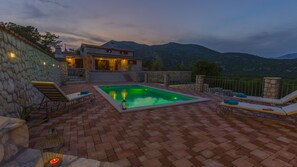 A heated pool - Rustic Villa Fragola with heated pool (Duge Njive)