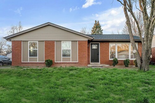 Large 4BR Ranch: Family & Group Friendly