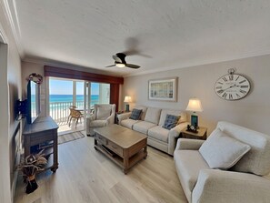 リビング エリア