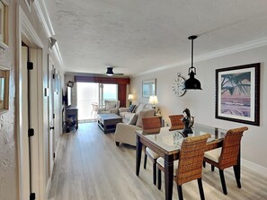 リビング エリア