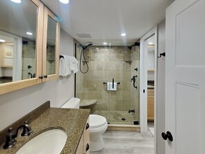 Towels - Pointe South 304 | Gulf Front + Heated Pool (Fort Myers Beach)