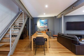 Interior - Espresso Lane House – Modern Luxury Retreat (Fremantle)