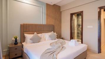 Deluxe Apartment, Balcony, Garden View