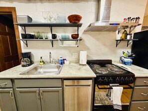 Private kitchen - Duluth Condo In Chester Creek (Duluth)