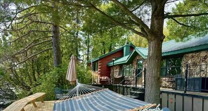 25 Minute from Duluth on Private Barrs Lake