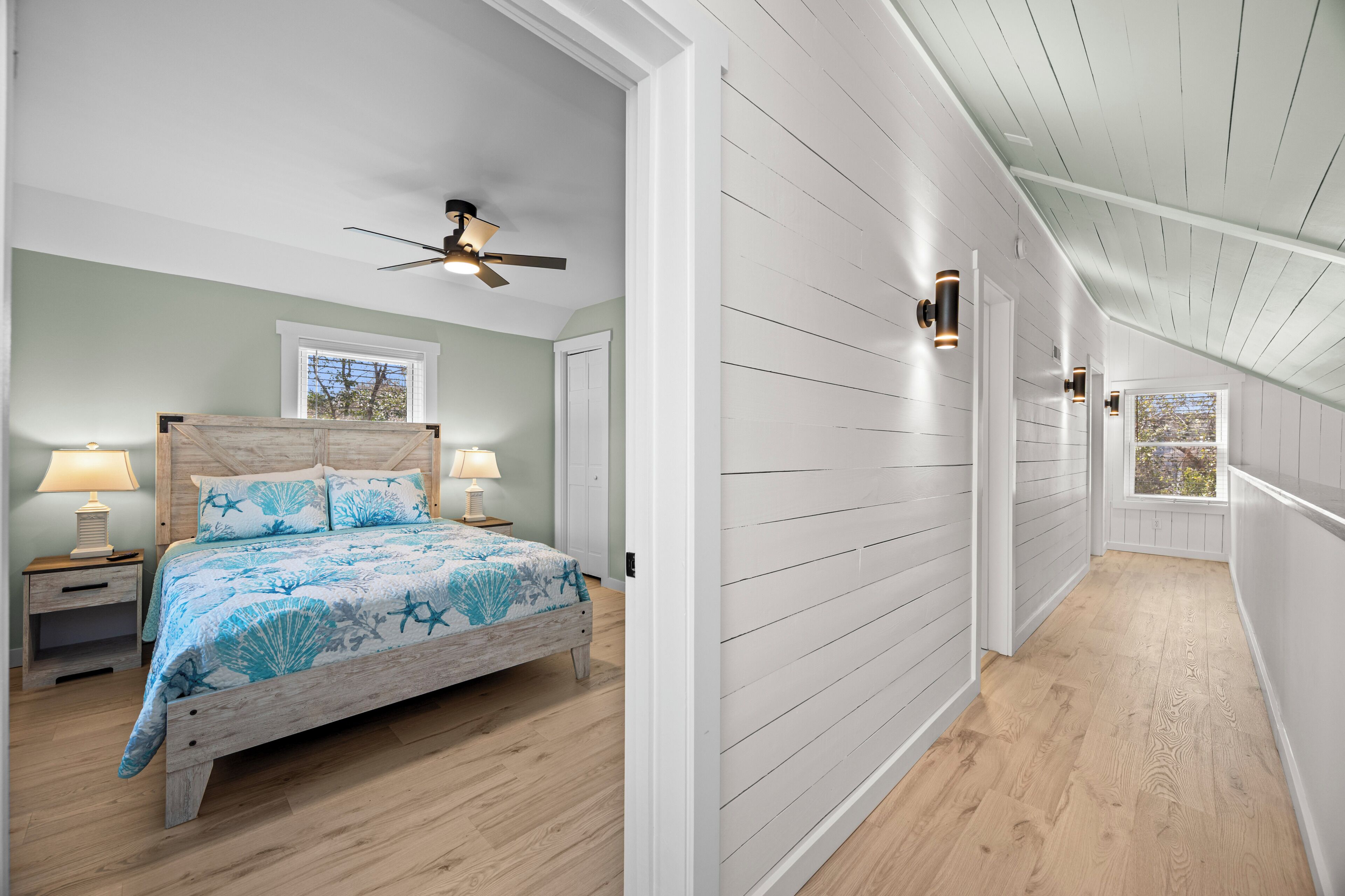 4 chambres, fer et planche à repasser, Wi-Fi gratuit, draps fournis