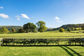 Miscellaneous - Lagom Log Cabin (Corwen)