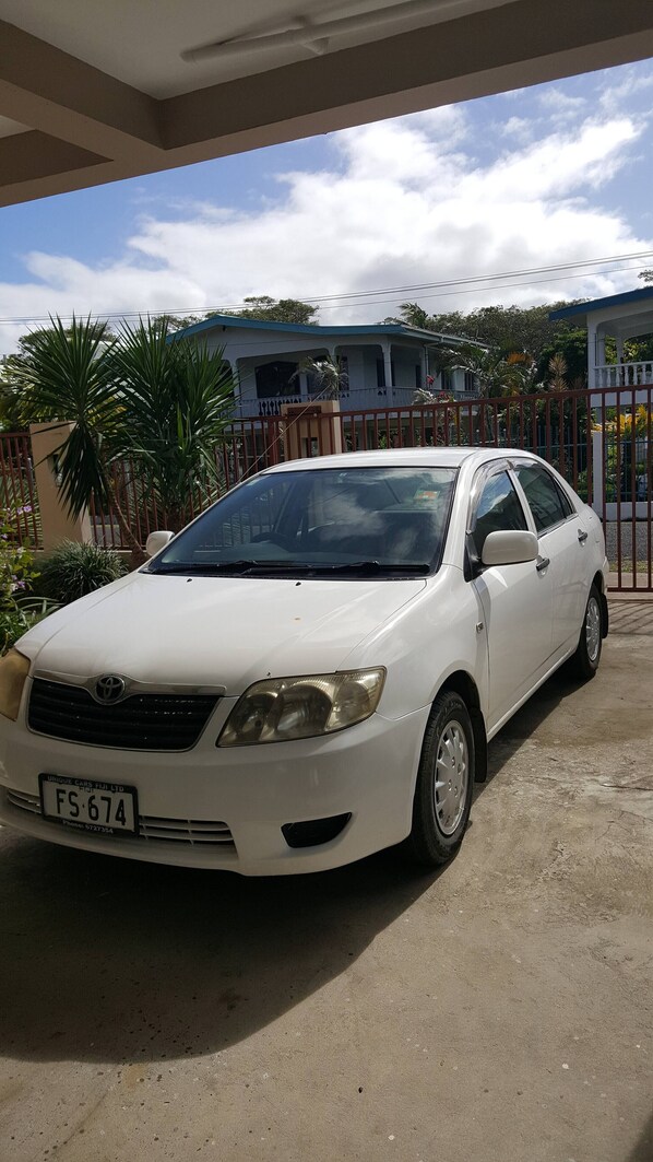 House, 5 Bedrooms, Private Pool | Property grounds - Seaview Drive, Executive Home (Sigatoka)