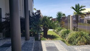 House, 5 Bedrooms, Private Pool | Property grounds - Seaview Drive, Executive Home (Sigatoka)