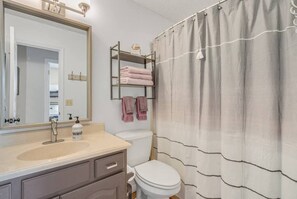 Hair dryer, towels, soap, shampoo - Sandy Toes & Tiger Roars (Townville)