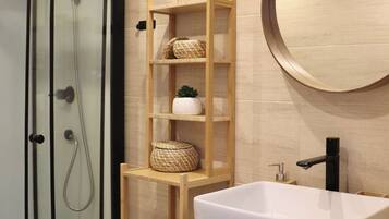 Shower, towels, soap, shampoo