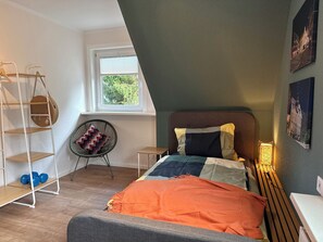 Room - Cozy vacation apartment in Hahnenklee/Harz right on the edge of the forest with a large garden (Goslar)