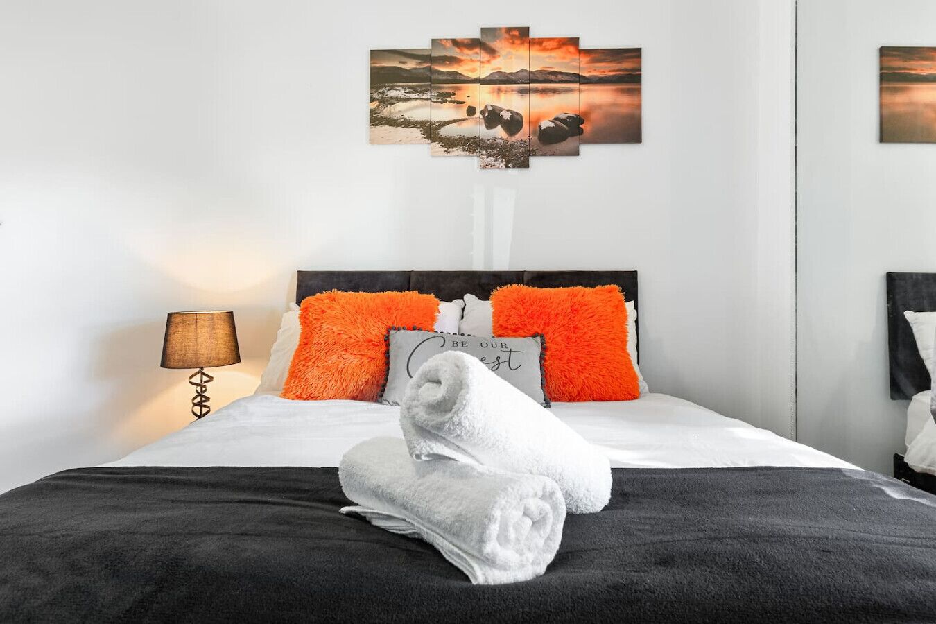 Desk, iron/ironing board, WiFi, bed sheets