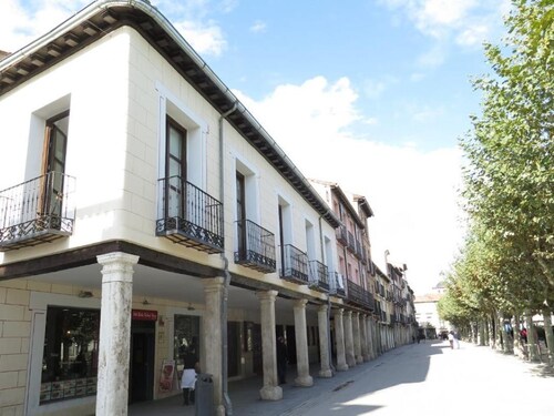 Cozy 1-bedroom apartment in quaint Alcalá de Henares-Apartment with Terrace