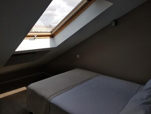 Bügeleisen/Bügelbrett, WLAN, Bettwäsche