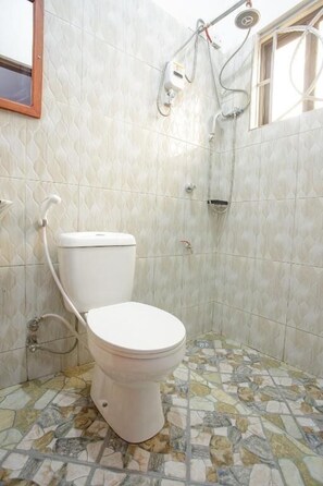 Dusche, Handtücher, Seife, Toilettenpapier