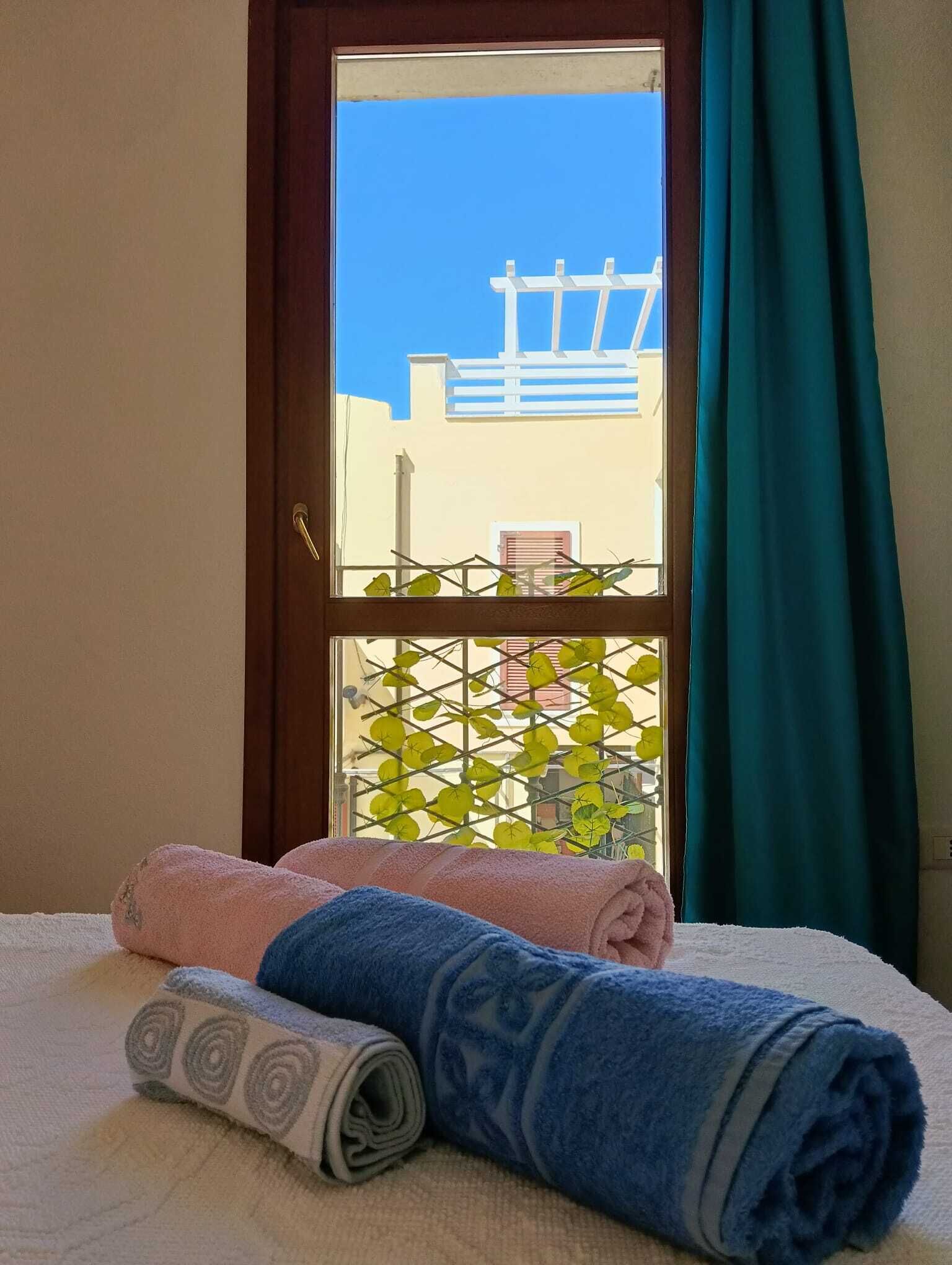 1 bedroom, iron/ironing board, bed sheets