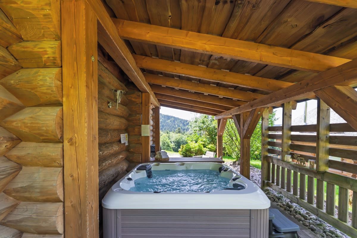 Bain à remous extérieur