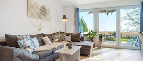 Fernseher, Kamin
