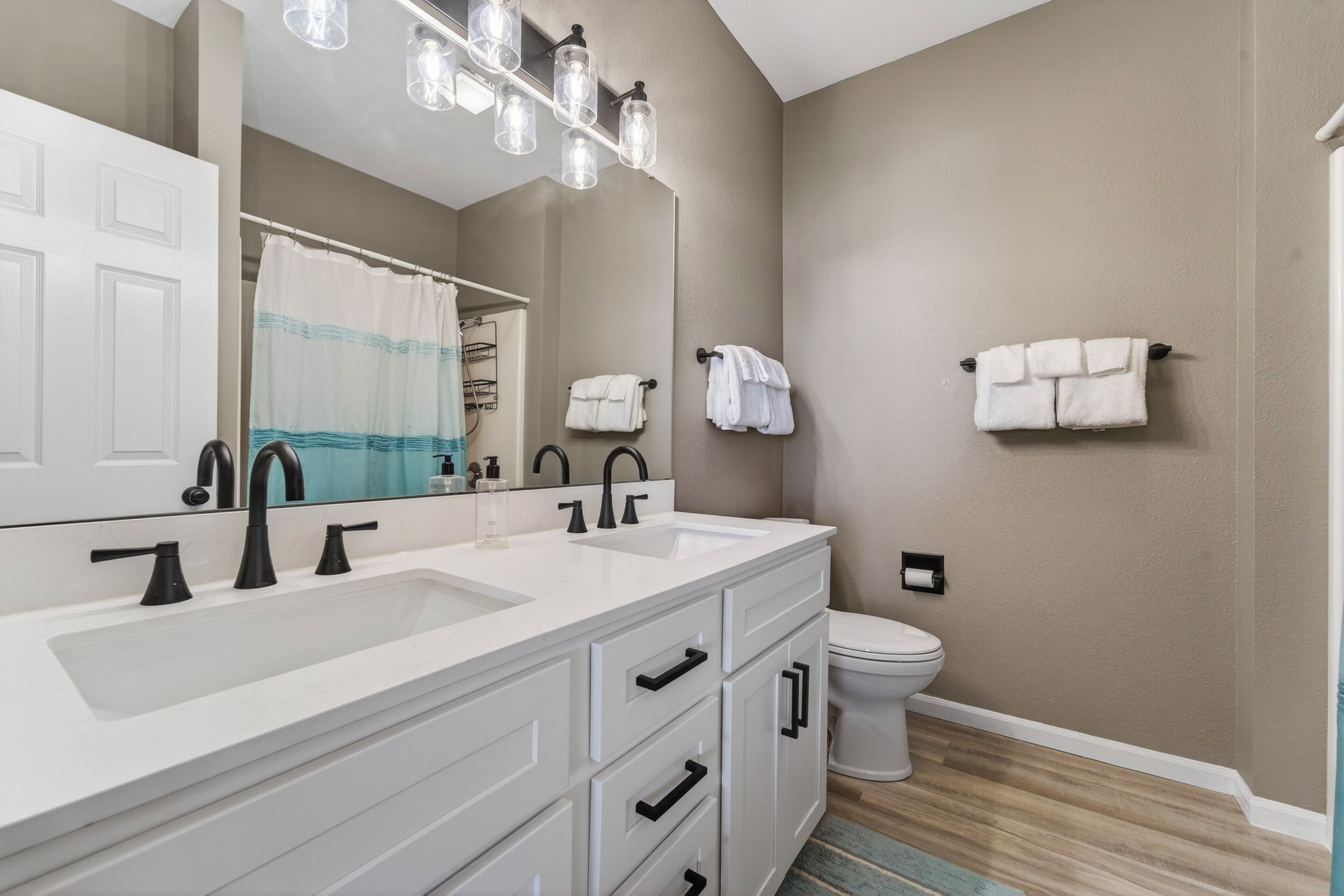 Hair dryer, towels