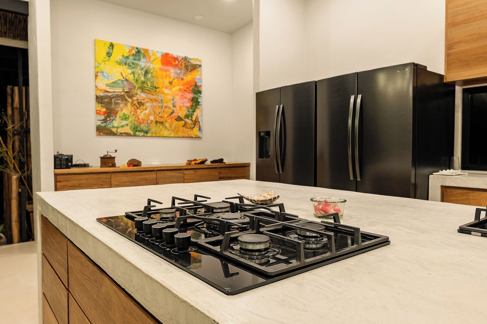 Geladeira, fogão, cooktop, lava-louças