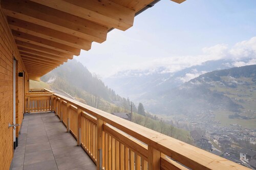 BERGBLICK Penthouse – 2 Floors & Rooftop Terrace