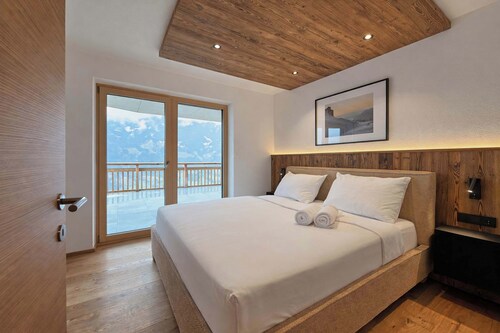 PUREALPS – Terrasse & Bergblick