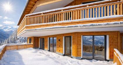 PUREALPS – Terrasse & Panoramabergblick