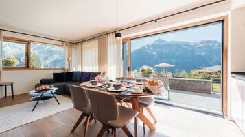 Apartment, 1 Bedroom, Balcony, Mountain View | Mountain view