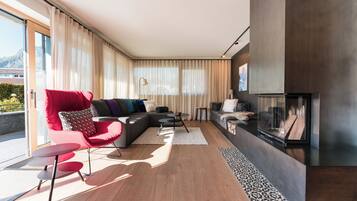 Apartment, 2 Bedrooms, Terrace, Mountain View | Premium bedding, down comforters, minibar, in-room safe