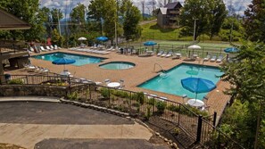 Pool - Gatlinburg Condo*Mtn. Views*Seasonal Resort Amenities (GATLINBURG)