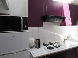 Familienapartment, Terrasse | Eigene Küche