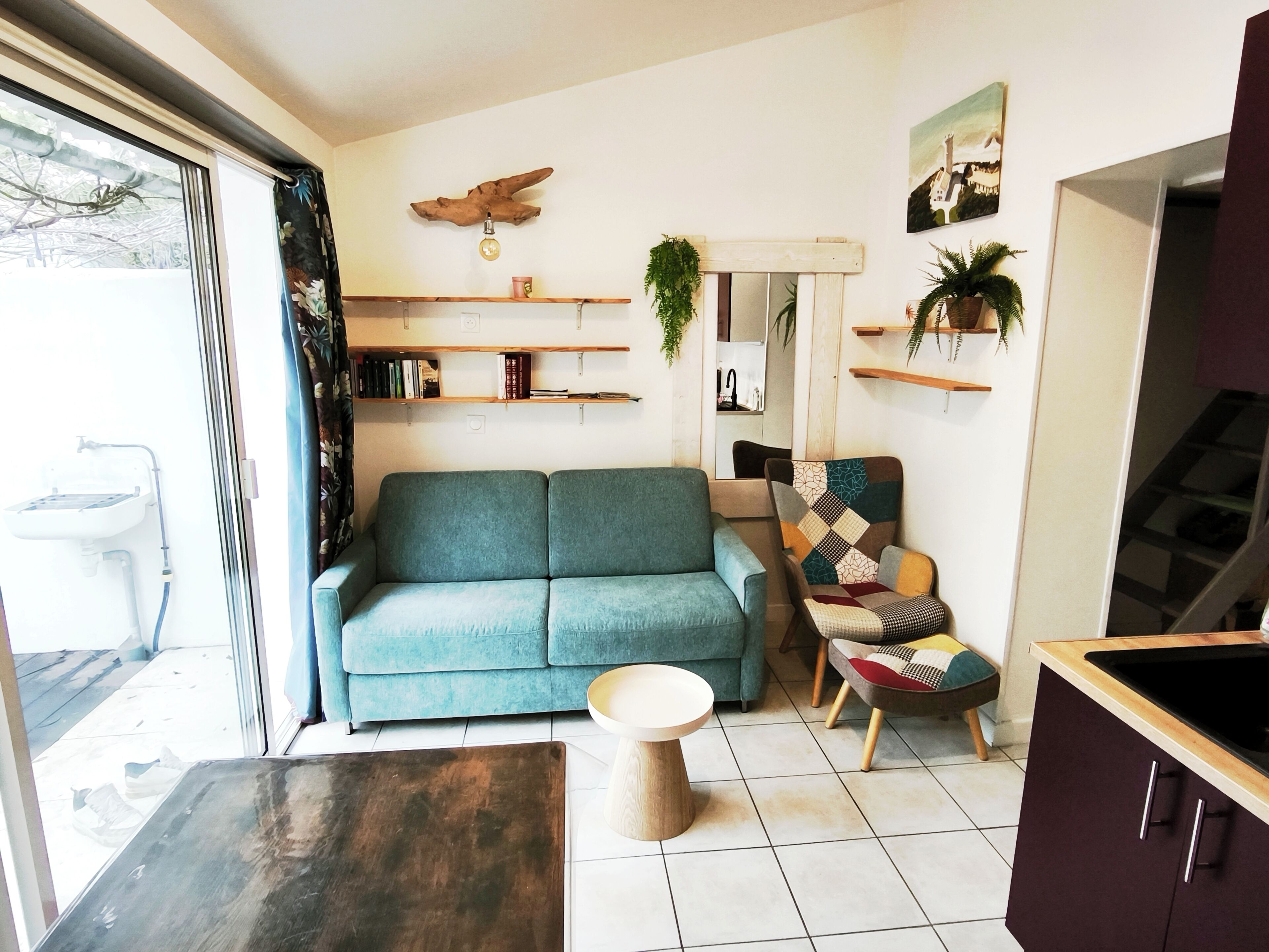 Apartamento família, varanda | Área de estar