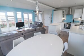 Interior - Warleggan (Redruth)